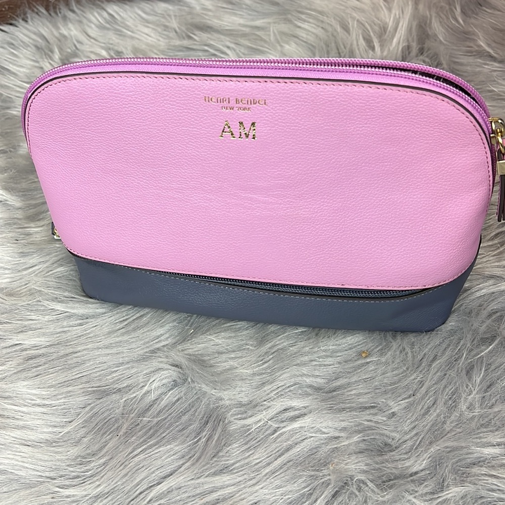 Henrri Bendel New York Cosmetic Bag - Picture 2 of 14